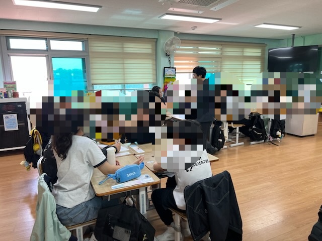 b2bde26e1a6c2e157872aa2cc352a700_1746588236_3582.jpg
